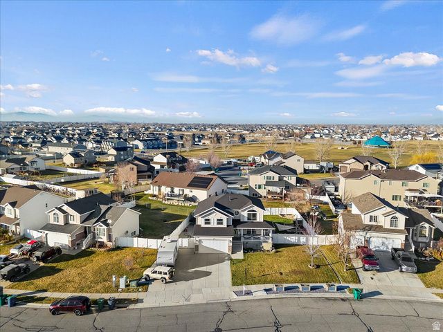 4224 W 5850 S, Roy, UT 84067