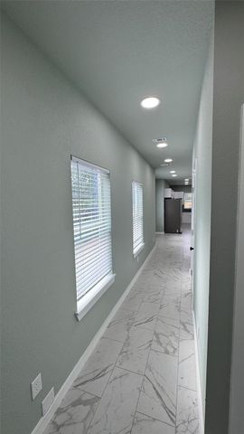 129 S 10th Street A, Conroe, TX 77301