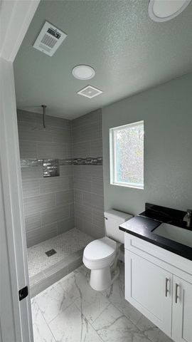 129 S 10th Street A, Conroe, TX 77301