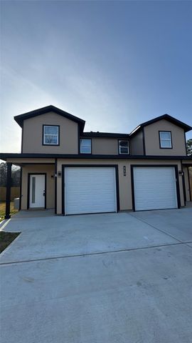 129 S 10th Street A, Conroe, TX 77301