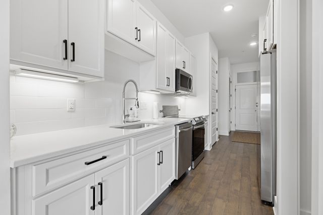 601 Hamilton Ave Apt 202, Nashville, TN 37203