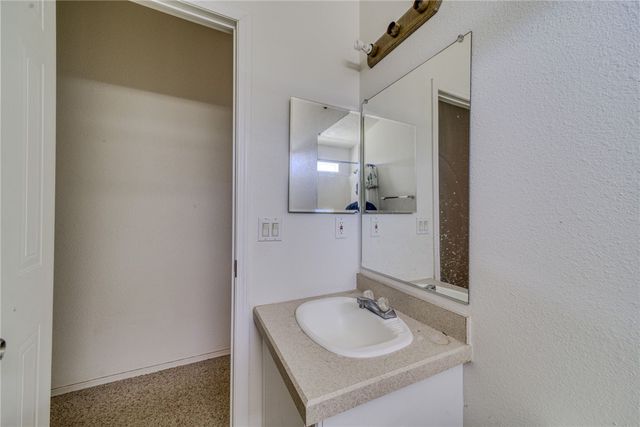 4737 N Mormon Flat Road, Golden Valley, AZ 86413