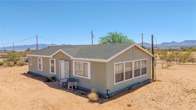 4737 N Mormon Flat Road, Golden Valley, AZ 86413