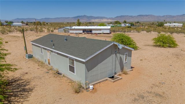 4737 N Mormon Flat Road, Golden Valley, AZ 86413