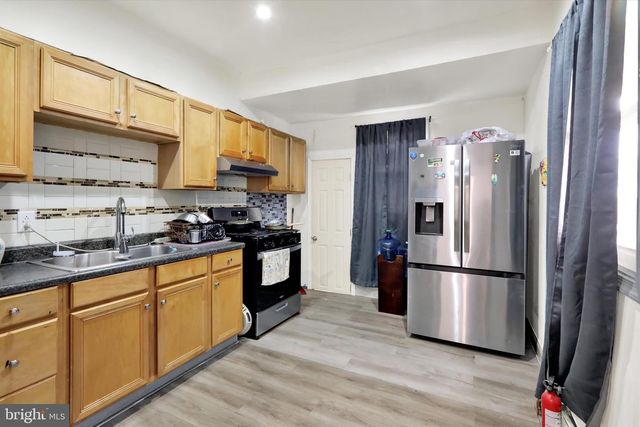 1215 GREEN, Reading, PA 19604