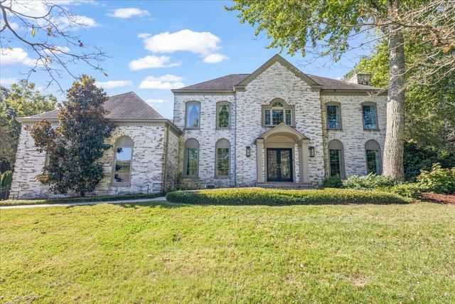 9216 Windstone Drive, Ooltewah, TN 37363