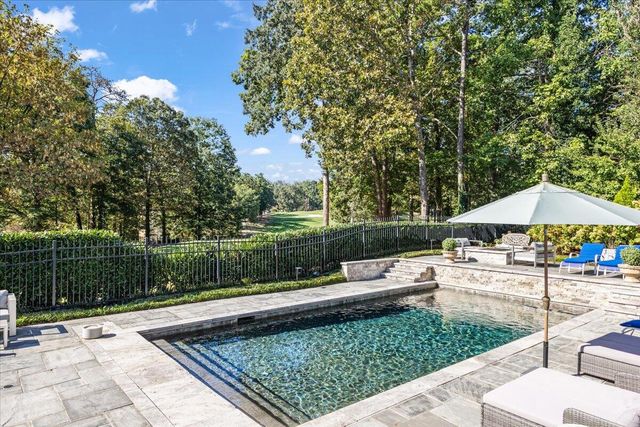 9216 Windstone Drive, Ooltewah, TN 37363