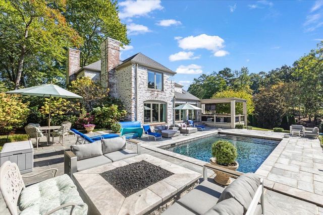 9216 Windstone Drive, Ooltewah, TN 37363