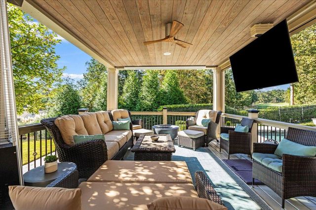 9216 Windstone Drive, Ooltewah, TN 37363