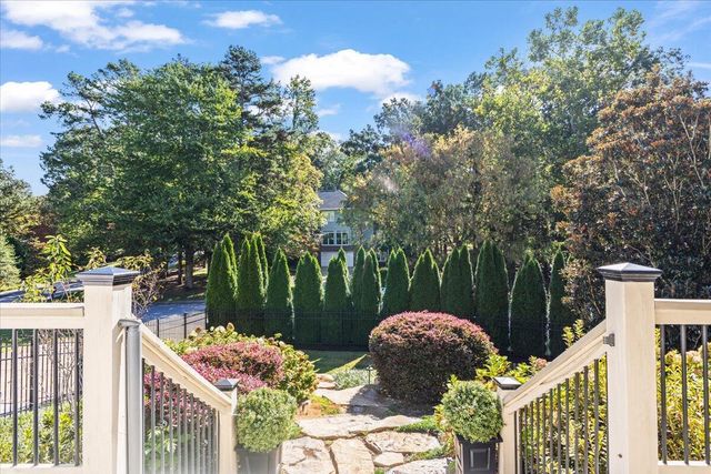 9216 Windstone Drive, Ooltewah, TN 37363