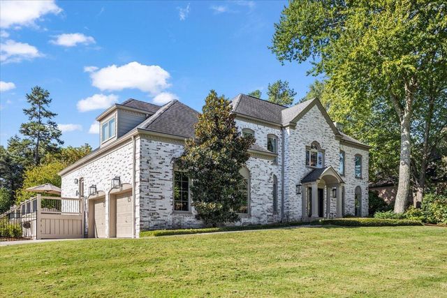 9216 Windstone Drive, Ooltewah, TN 37363
