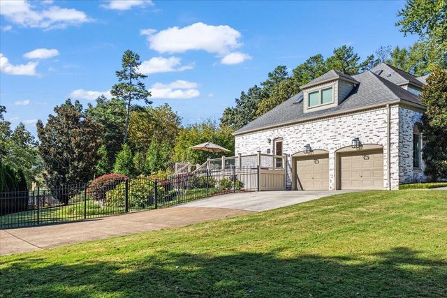 9216 Windstone Drive, Ooltewah, TN 37363