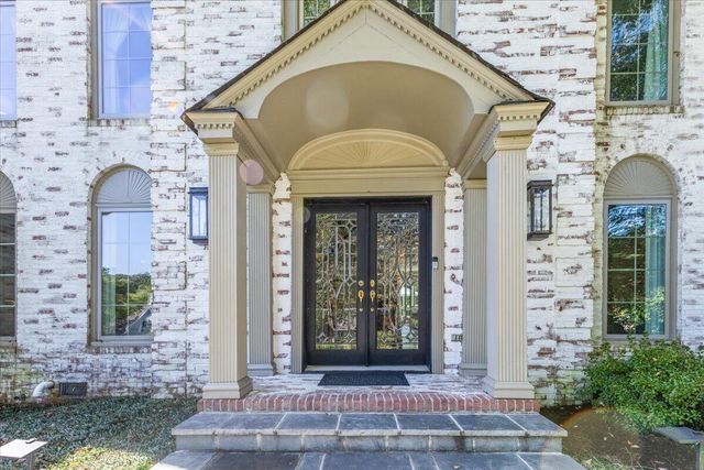 9216 Windstone Drive, Ooltewah, TN 37363