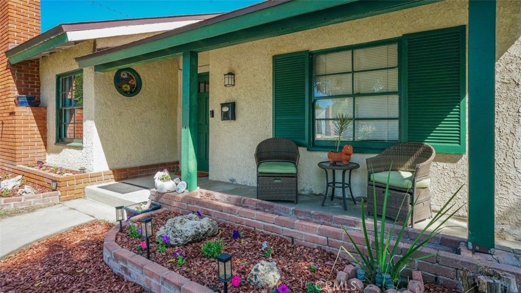 330 S Griffith Park Drive, Burbank, CA 91506 — photo 2