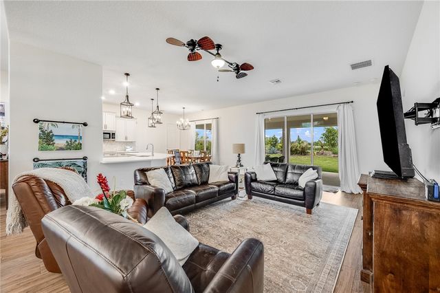 718 Yearling Trail, Sebastian, FL 32958