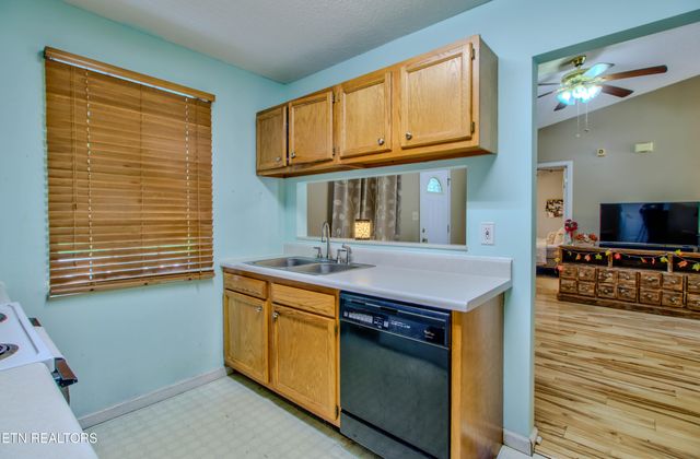 5921 David Johnson Rd Rd, Knoxville, TN 37918