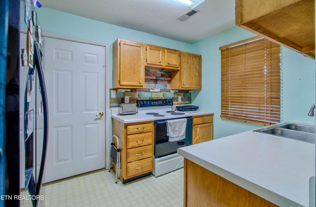 5921 David Johnson Rd Rd, Knoxville, TN 37918