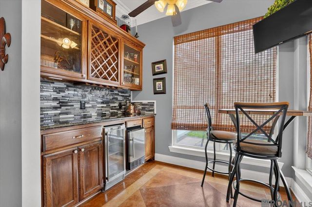 38425 Babin Rd, Gonzales, LA 70737