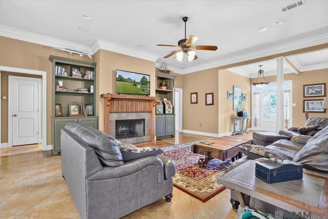 38425 Babin Rd, Gonzales, LA 70737