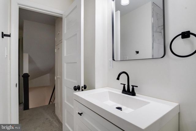 44 SHIPWAY, Baltimore, MD 21222