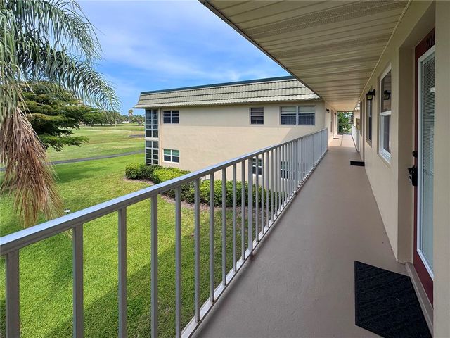 22 Vista Gardens Trail 204, Vero Beach, FL 32962
