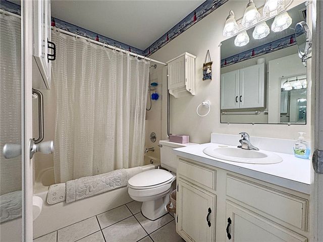 22 Vista Gardens Trail 204, Vero Beach, FL 32962