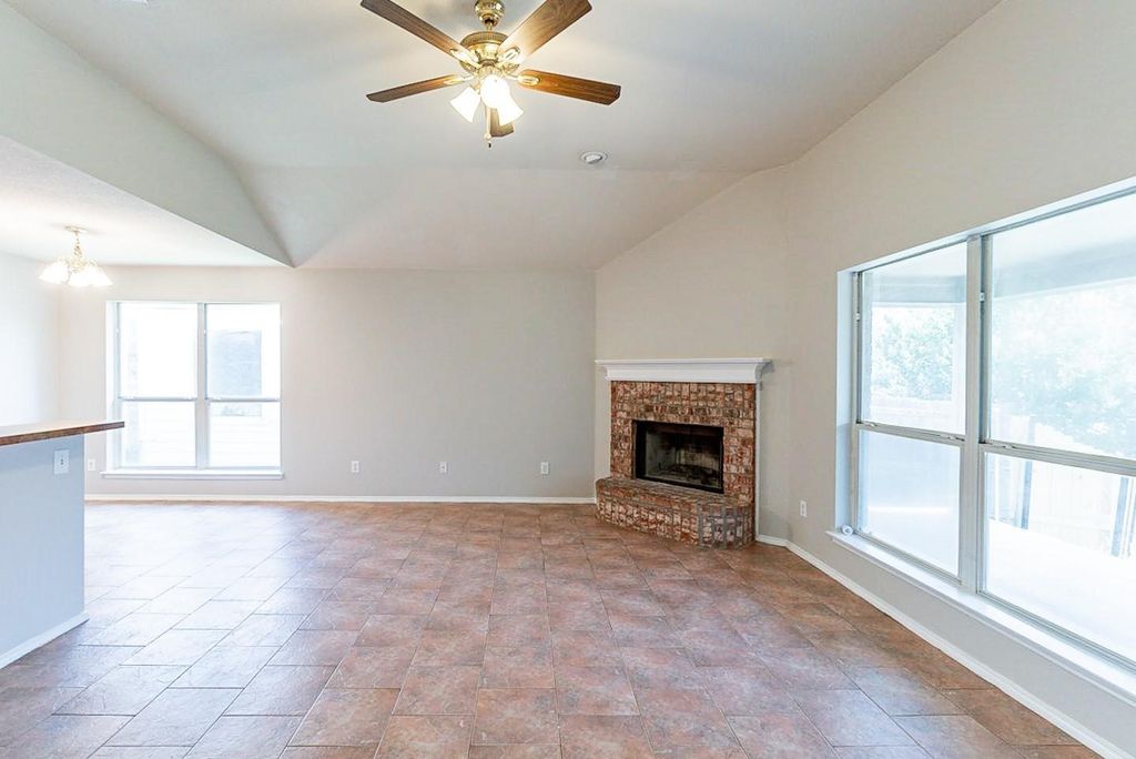 8741 Lariat Circle, Fort Worth, TX 76244 — photo 5