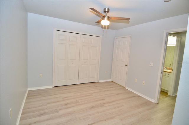 5621 BIDWELL PARKWAY 202, Sarasota, FL 34233