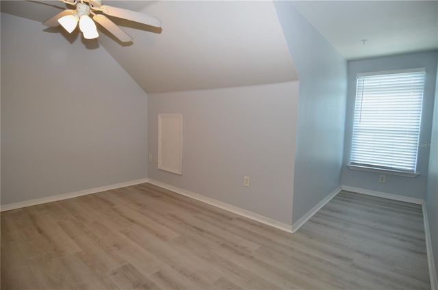 5621 BIDWELL PARKWAY 202, Sarasota, FL 34233