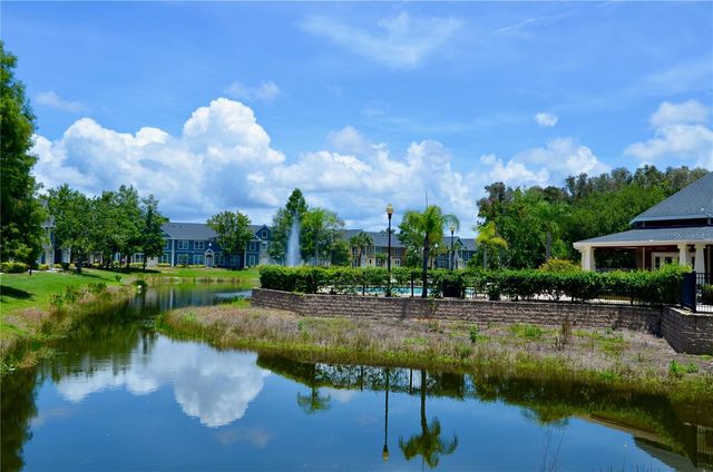 5621 BIDWELL PARKWAY 202, Sarasota, FL 34233