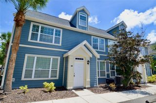5621 BIDWELL PARKWAY 202, Sarasota, FL 34233