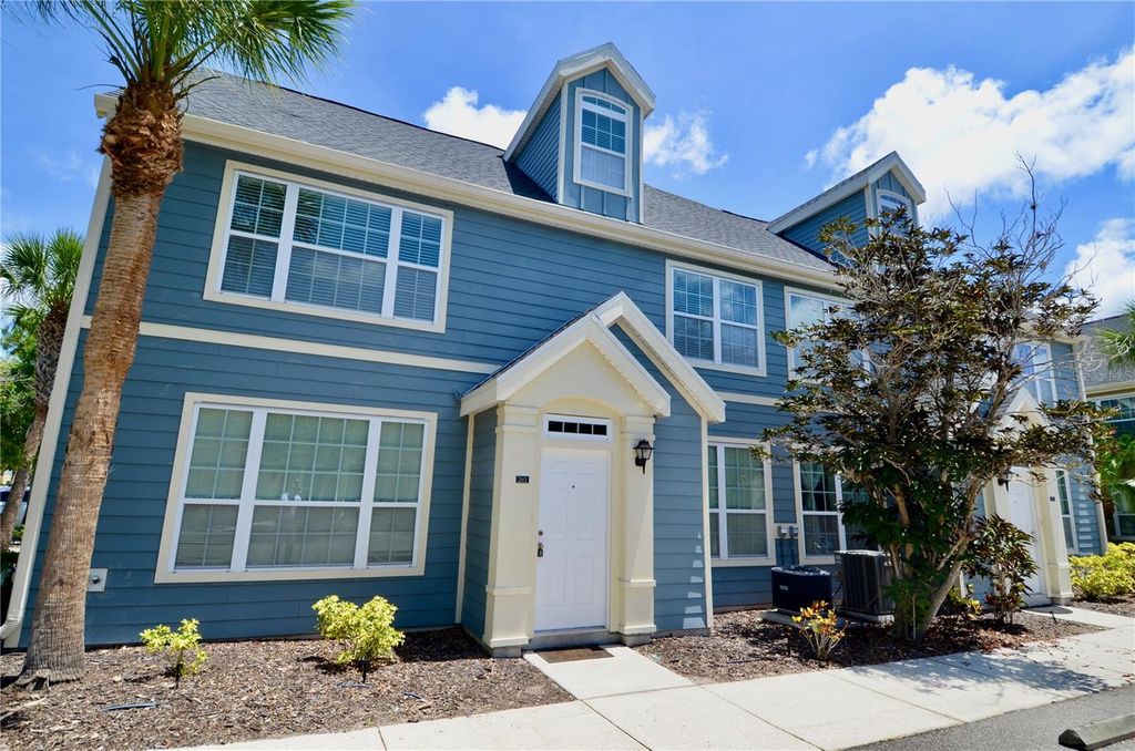 5621 BIDWELL PARKWAY 202, Sarasota, FL 34233