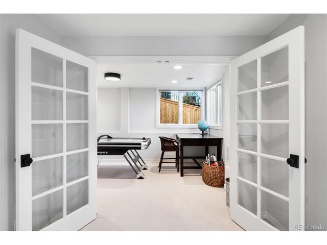 8027 S Fairfax Ct, Centennial, CO 80122