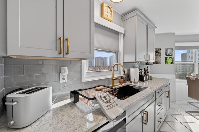4 OCEANS WEST BOULEVARD 705D, Daytona Beach, FL 32118