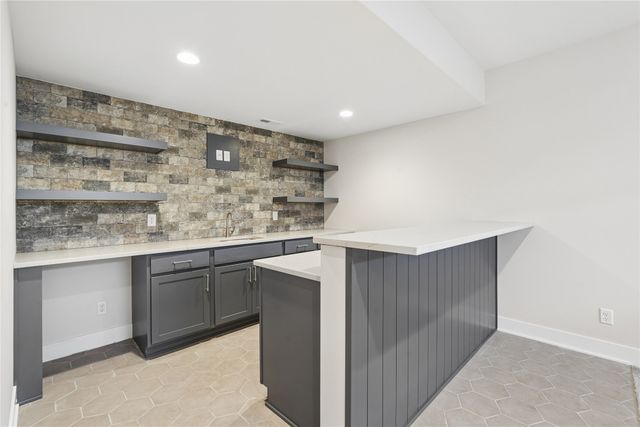 17829 Valley View Drive, Clive, IA 50325