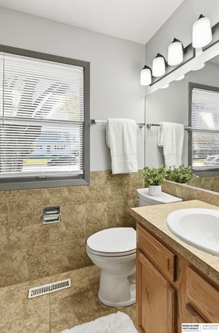 12506 A Street, Omaha, NE 68144