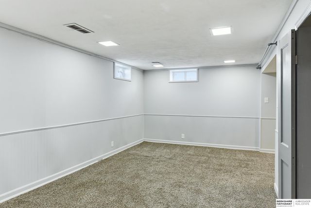 12506 A Street, Omaha, NE 68144