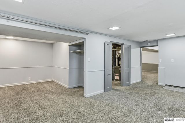 12506 A Street, Omaha, NE 68144