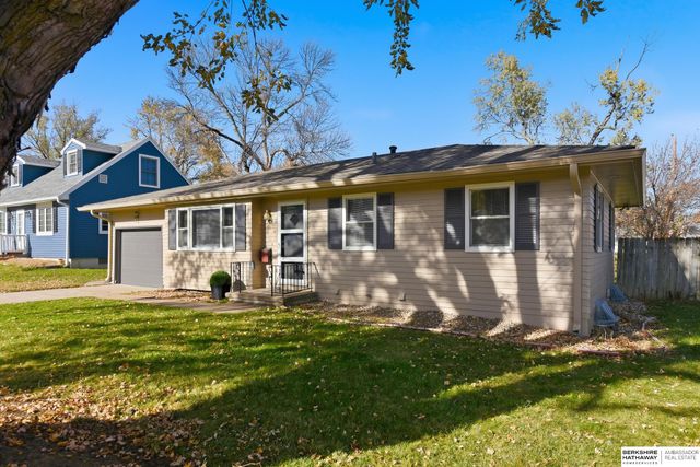 12506 A Street, Omaha, NE 68144