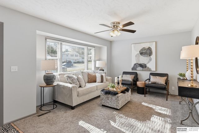 12506 A Street, Omaha, NE 68144