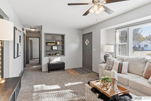 12506 A Street, Omaha, NE 68144