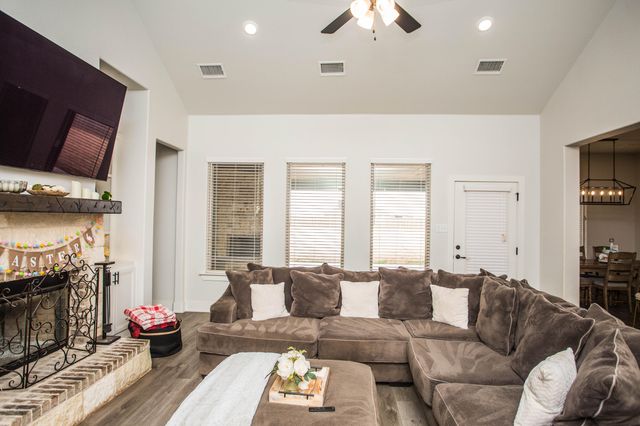 2204 County Rd 7815, Lubbock, TX 79423