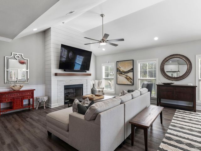 179 Lake Park Cove, Santa Rosa Beach, FL 32459