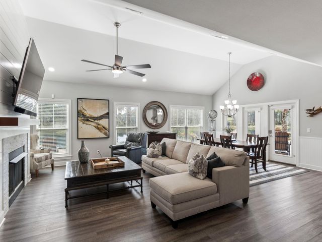 179 Lake Park Cove, Santa Rosa Beach, FL 32459