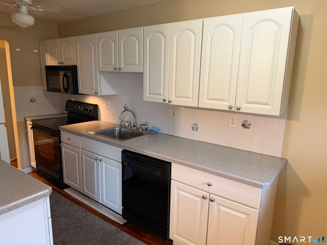 69 East Broadway B, Milford, CT 06460