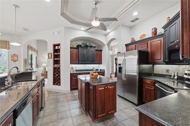 21 Whitewood Court, Homosassa, FL 34446