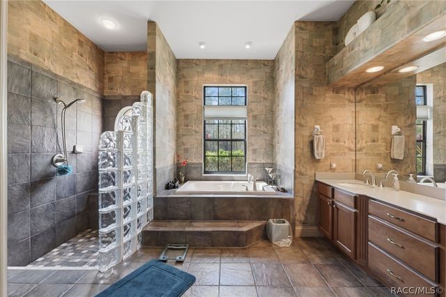 21 Whitewood Court, Homosassa, FL 34446