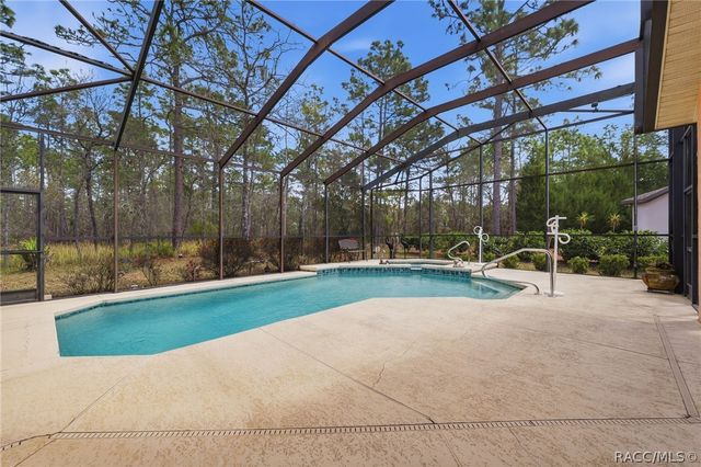 21 Whitewood Court, Homosassa, FL 34446