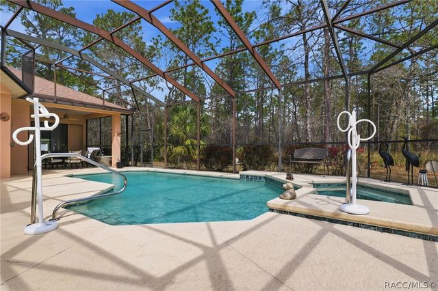 21 Whitewood Court, Homosassa, FL 34446