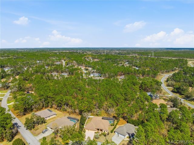 21 Whitewood Court, Homosassa, FL 34446